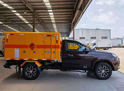 靖安爆破器材运输车